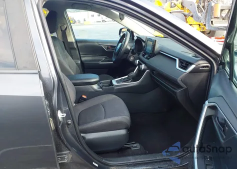 2019 Toyota Rav4 Hybrid Le z USA, uszkodzony, nr VIN 2T3MWRFV3KW007434